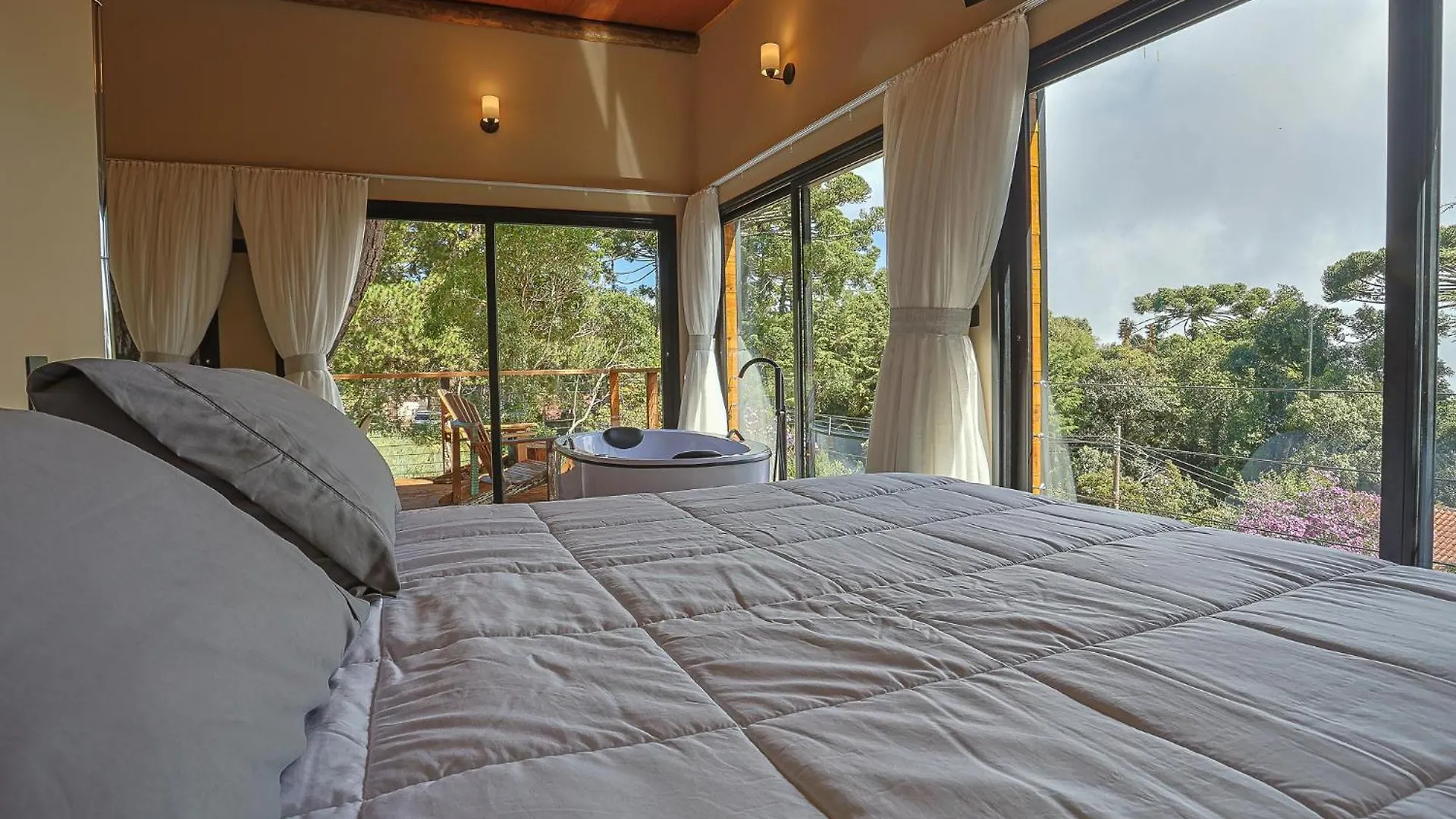 Casa Da Arvore - Mantequiero Campos do Jordao 0*,  Brazil
